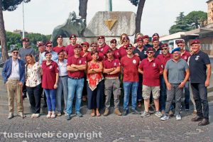 Viterbo - AnpdI - La cerimonia al Sacrario - La sezione viterbese