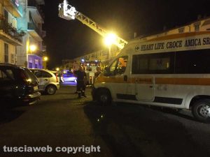 Vetralla - Piazza Marconi - Intervento di vigili del fuoco e 118