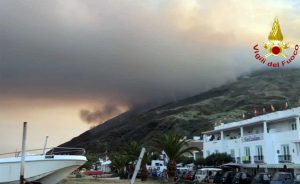 Esplosioni sullo Stromboli