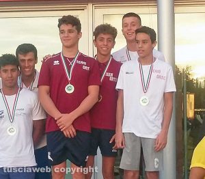 Sport - Nuoto - La staffetta del team Orte campione regionale