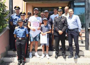 La visita dei due dispersi nel lago salvati dai carabinieri
