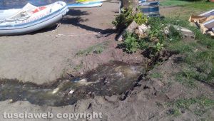 Capodimonte - Sversamento di liquami nel lago di Bolsena