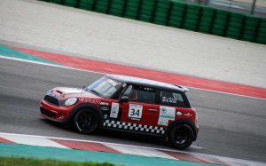 Luigi Gallo al volante della Mini John Cooper Works