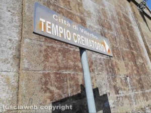 Viterbo - Cimitero San Lazzaro - Tempio crematorio - L'indicazione