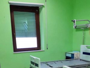 Montefiascone - Riparata la finestra al reparto Riabilitazione dell'ospedale