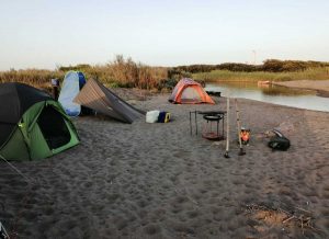 Rimosso accampamento abusivo sulla spiaggia di Pescia Romana