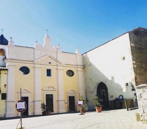 Valentano - La facciata ristrutturata della chiesa del santissimo Rosario