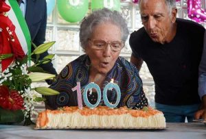 Montalto di Castro - Festeggiati i 100 anni di Nonna Italia