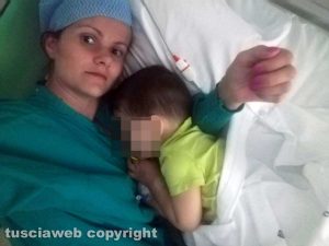 La mamma Michela Lozzi e il suo piccolo