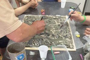 Laboratorio di ceramica gratuito per bambini