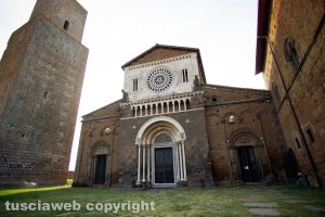 Tuscania - La chiesa di San Pietro