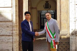 Orte - La delegazione cinese in visita a palazzo Nuzzi