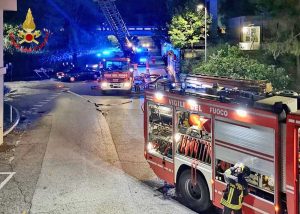 Pesaro - L'incendio nel condominio