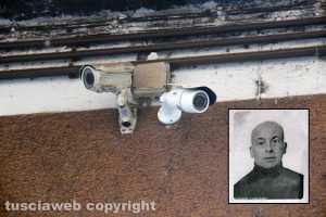 Viterbo - Via della Pettinara - Due telecamere - Nel riquadro Giovanni Maria Farina