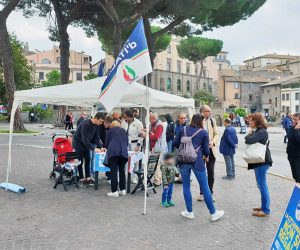 Viterbo - Fratelli d'Italia raccoglie firme contro lo Ius Soli