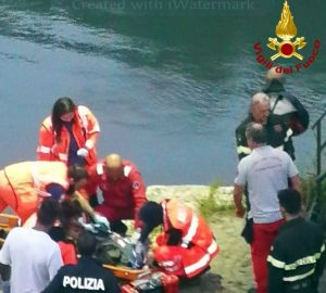Uomo si getta nel Tevere - Intervento dei vigili del fuoco
