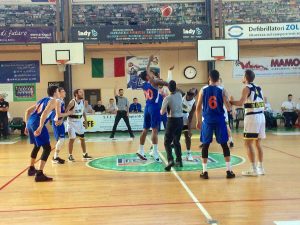 Stella Azzurra Ortoetruria in campo contro Albano