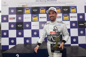 Sandrucci trionfa a Monza e festeggia la vittoria del Mini challenge