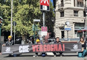 Roma - Legambiente alla fermata metro Barberini