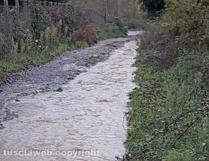 Capranica - Strada di Pian Cucuzza trasformata in un torrente