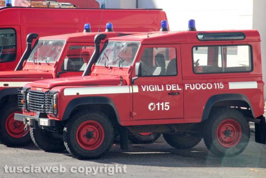 Le jeep dei vigili del fuoco