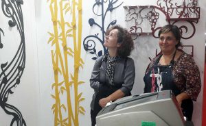 Moa Casa - Luigia Melaragni nello stand di Ferro Vivo