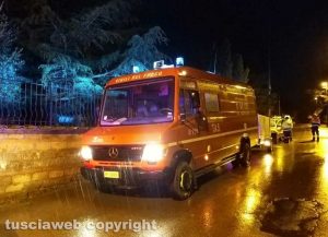 Le ricerche dei vigili del fuoco