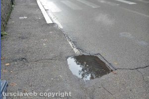 Viterbo - Tombino otturato via Po