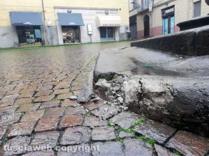 Viterbo - Danneggiata la fontana a piazza delle Erbe