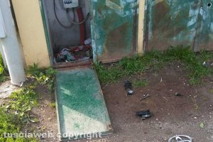 Viterbo - Sportello caduto al parco della Solidarietà