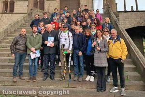 Viterbo - Tre gruppi di studenti in viaggio con l'atleta paralimpico Andrea Devicenzi