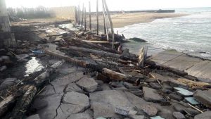 Tarquinia - La situazione della spiaggia di fronte l'ex base Cale