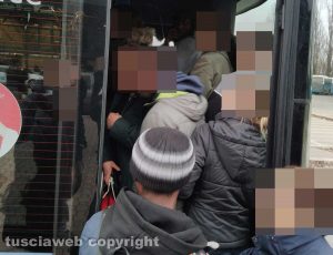 Caos su un autobus - Immagine di repertorio