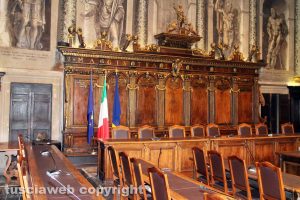 Viterbo - La sala consiliare di palazzo dei Priori