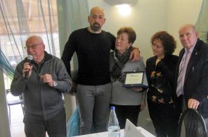 Cna Pensionati - La consegna della targa in ricordo di Loris Menichelli
