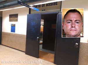 Mafia Viterbese - L'aula "Occorsio" dove si è tenuto l'udienza preliminare e nel riquadro Ismail Rebeshi, uno degli indagati