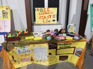 Viterbo - La scuola secondaria di primo grado B. Tecchi a “L’evoluzione a tavola: ricette, sapori e ricordi tra passato, presente e futuro”