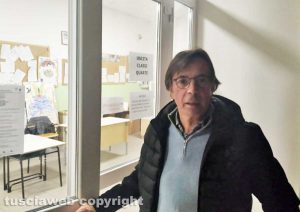 Orte - Crolla il controsoffitto della palestra della scuola elementare - Il sindaco Angelo Giuliani