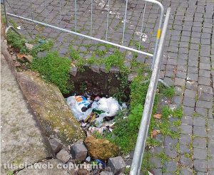 Viterbo - Rifiuti a via Dobici