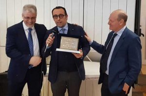 Toghe d'oro - L'avvocato Giuseppe Picchiarelli ritira il riconoscimento per il padre Enrico