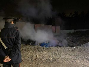 Civitavecchia - I carabinieri sul luogo dei roghi