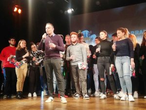 Grande festa ieri al Teatro Francigena con i giovani capranichesi