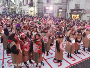 Viterbo - La tombola vivente in piazza del Comune