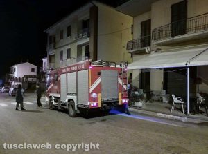 Montefiascone - Fuga di gas - L'intervento dei vigili del fuoco