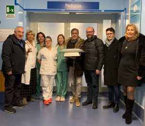 Consegnato a Pediatria l’apparecchio acquistato con i fondi raccolti della Befana Tricolore