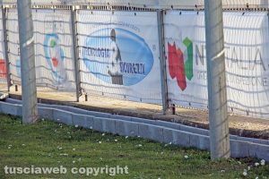 Sport - Calcio - Viterbese - La base per i led pubblicitari
