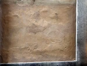 Il muro ripulito a Corso Italia
