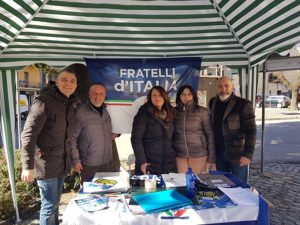 Vetralla - Fratelli d’Italia in piazza per il referendum