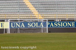 Sport - Calcio - Viterbese - I led pubblicitari al Rocchi