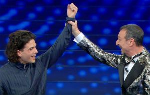 Sanremo - Leo Gassmann è il vincitore delle Nuove proposte